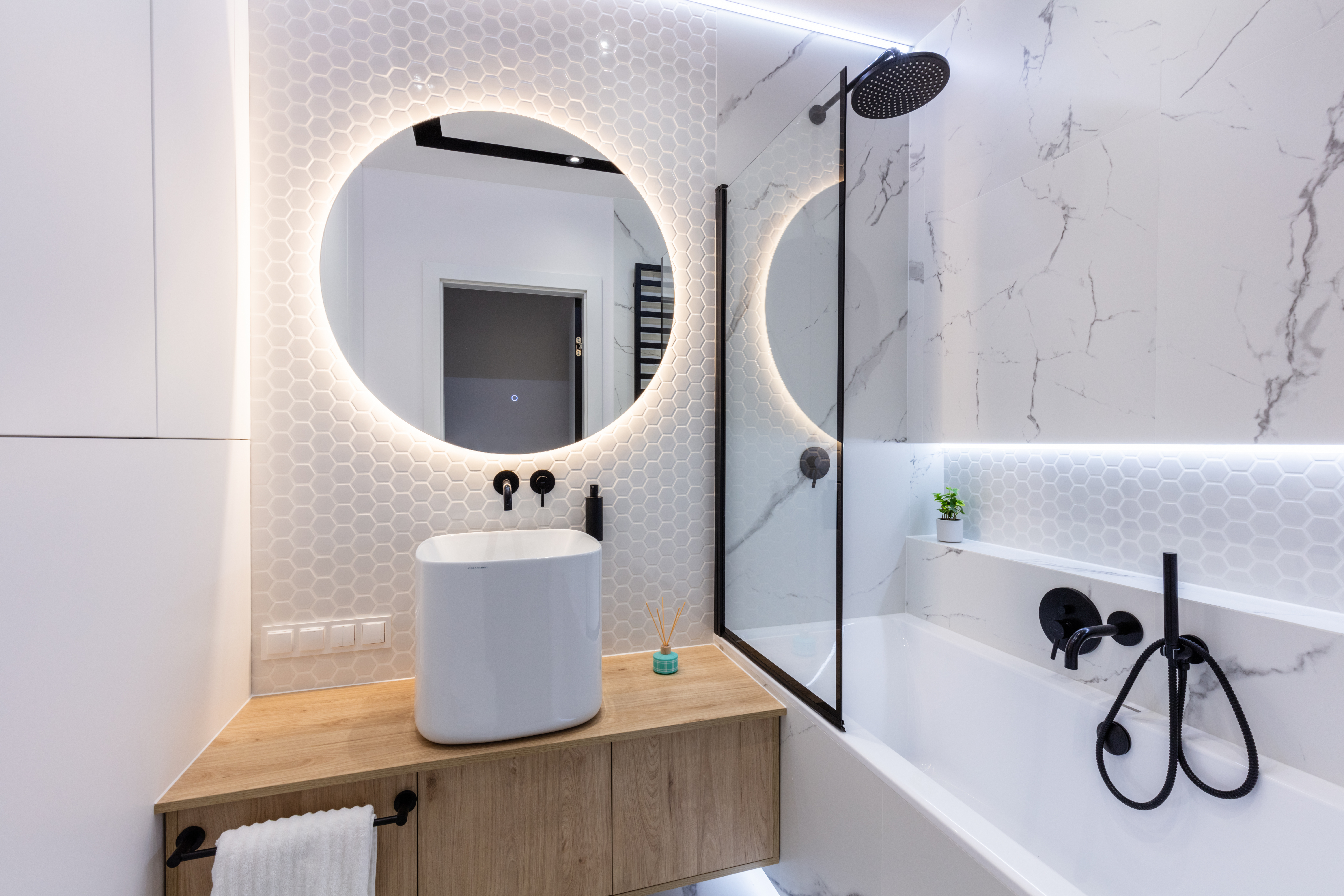 The Ultimate Renter-Friendly DIY Bathroom Makeover: Budget Ideas That Won’t Cost Your Deposit