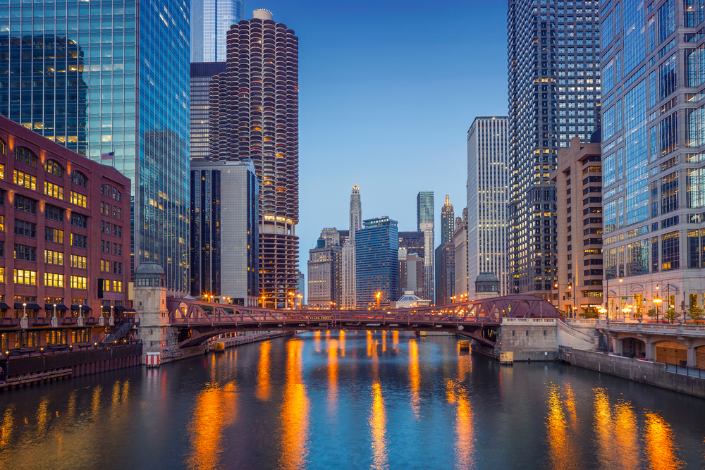 Chicago Moving Guide: Living in The Windy City