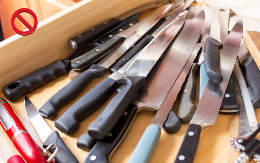 A drawer full of loose knives
